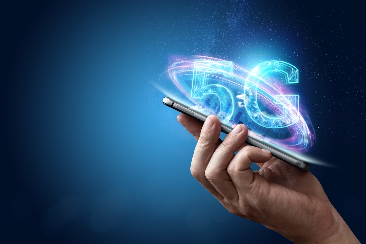 ڴ ٷƽ̨йͨ5G ںӦ̬